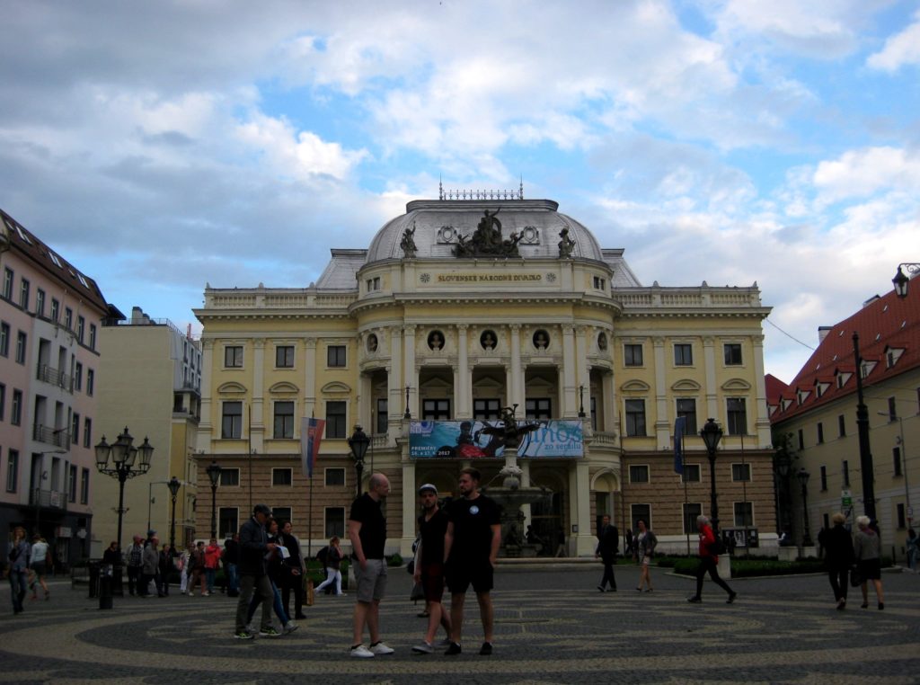 Historisches Gebäude des Slowakischen Nationaltheaters Bratislava
