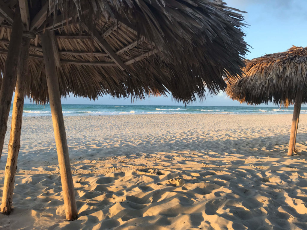 Blick aufs Meer, Strand Blau Varadero, Kuba