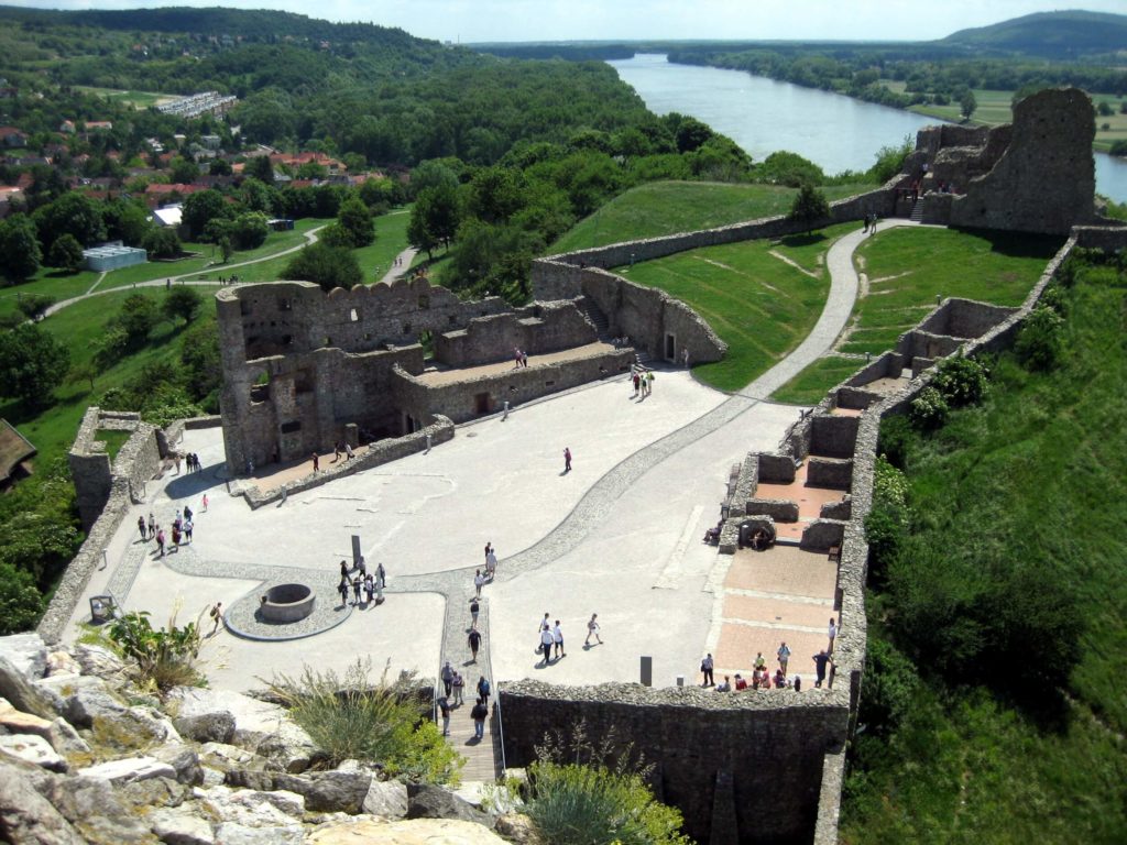 Devin Castle