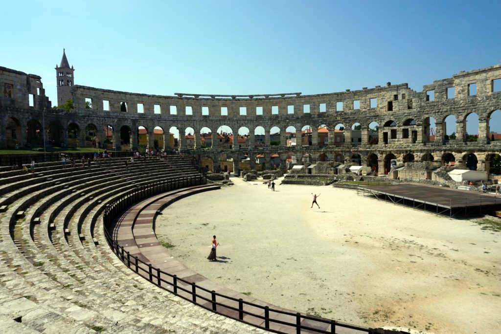 Amphitheater, Pula