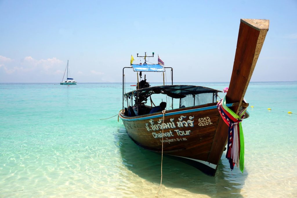 Phi Phi Islands: Early Bird Tour From Phuket and Khao Lak