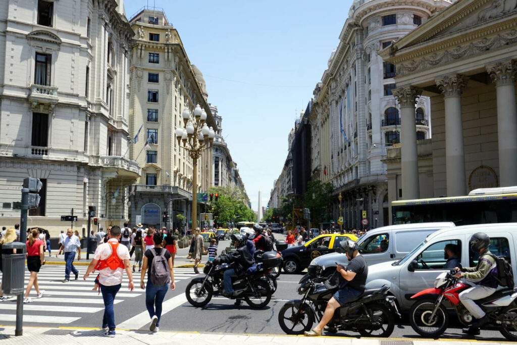 Avenida Presidente Roque Sáenz Peña